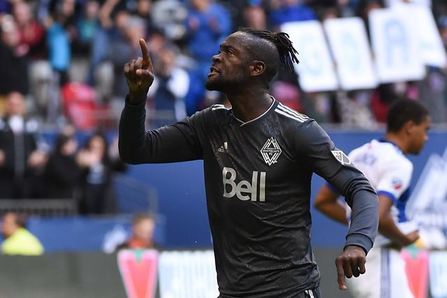 威尔斯50分辽宁大胜新疆 首钢1分险胜同曦