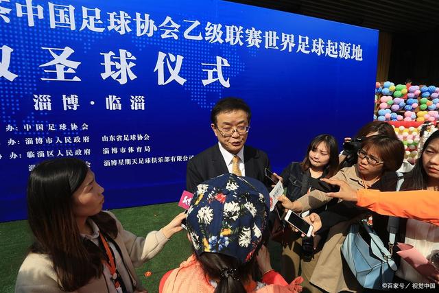 西甲-莱万哑火贝克尔制胜 巴萨0-1皇家社会